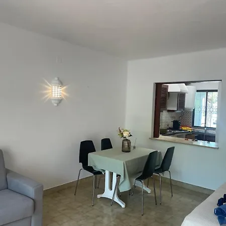 Em Sao Rafael * Albufeira